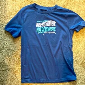 Boys Abercrombie gaming t shirt. Size 9/10.